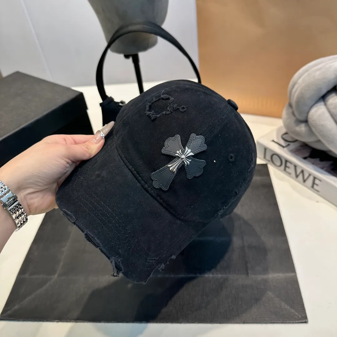 P60 Chrome Hearts 💓Early spring Korean style fashion retro distressed hole hat worn design versatile baseball cap peaked cap